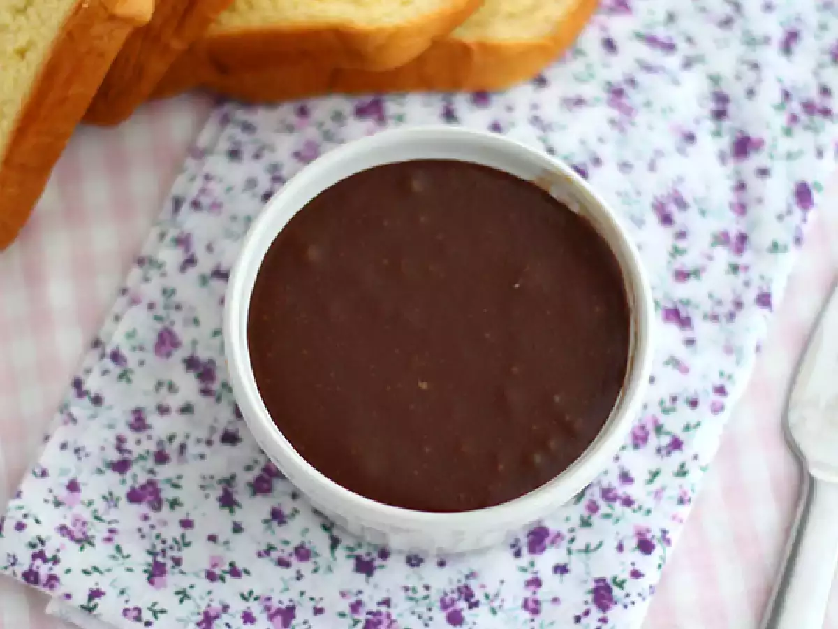 Домашен лешниково-шоколадов крем за мазане (домашна Nutella) - снимка 3