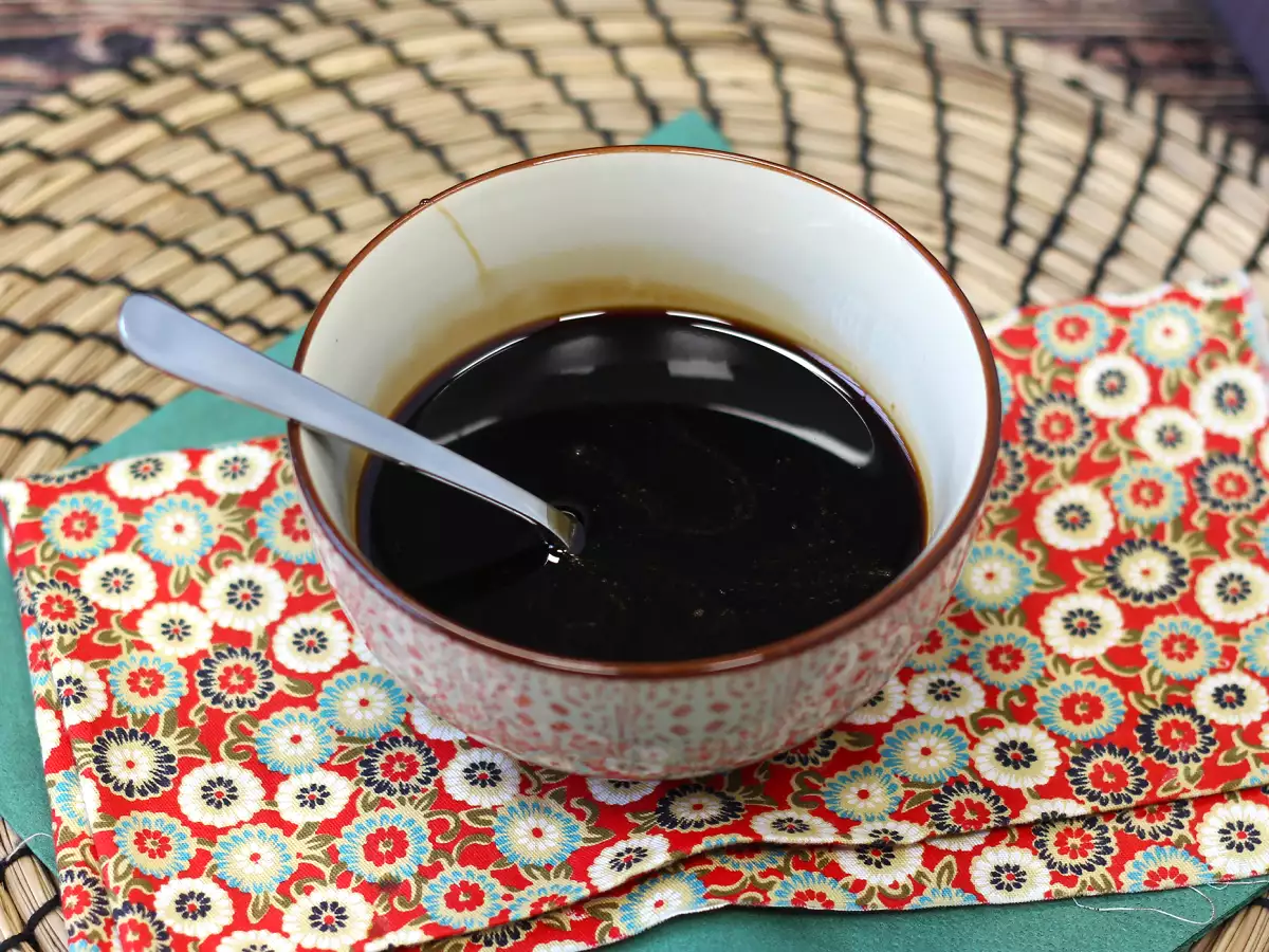 Домашен сос терияки, идеален за сьомга и пилешко месо! - снимка 2