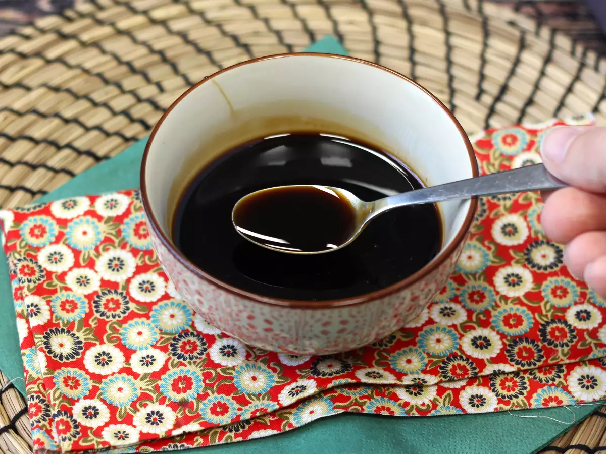 Домашен сос терияки, идеален за сьомга и пилешко месо! - снимка 5