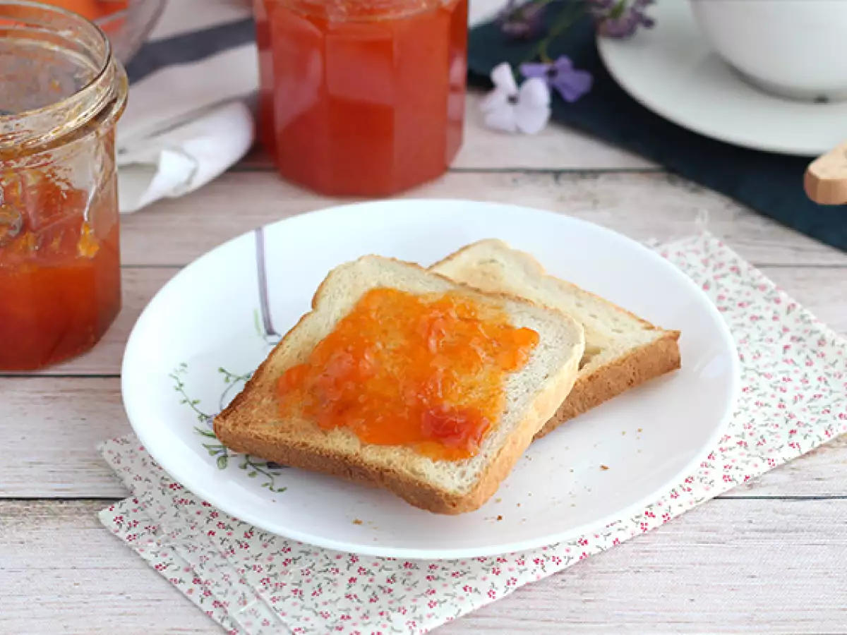 Домашно сладко от кайсии - снимка 4