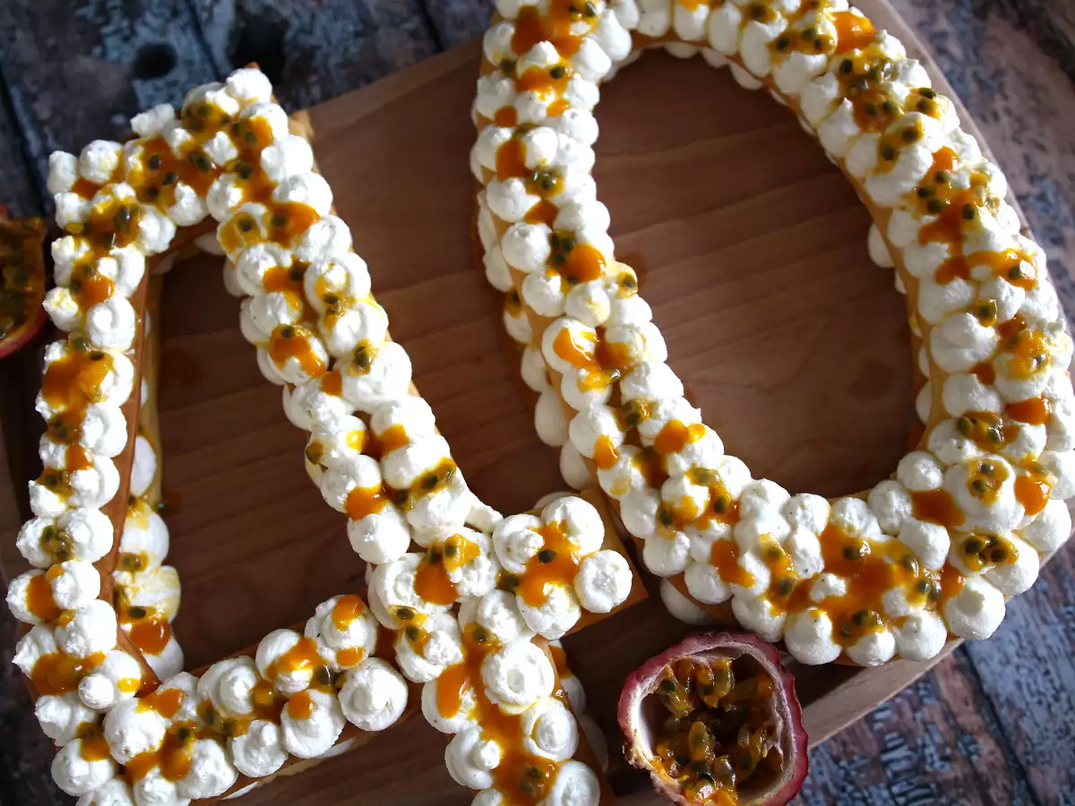 Екзотична торта с манго и маракуя - снимка 3