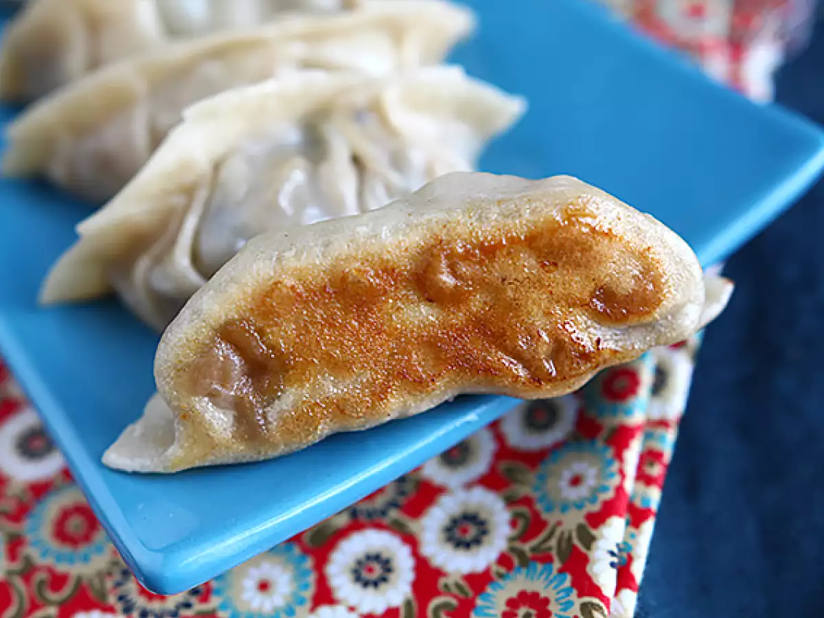 Гьози с пилешко месо, моркови и гъби - снимка 8