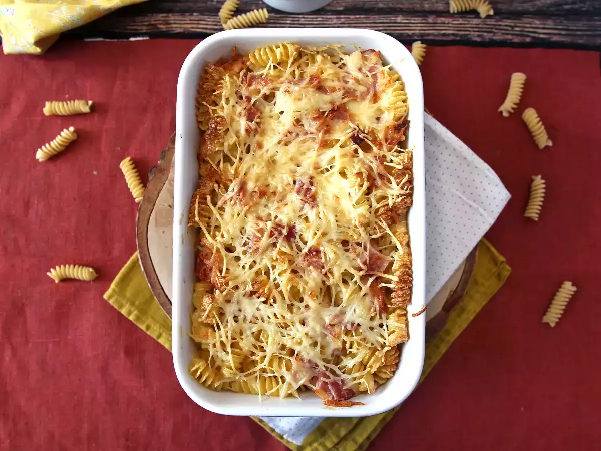 Гратен от паста с шунка и сирене във фритюрника - снимка 3