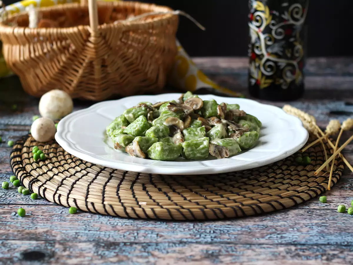 Грохови ньоки с гъбен сос - снимка 4