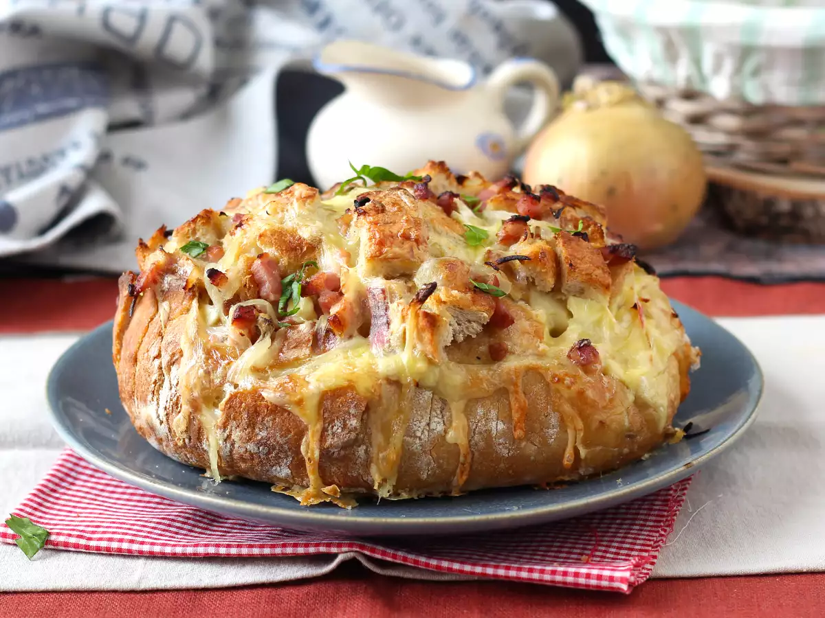 Хляб с пълнеж от таралеж в стил тартифлет - снимка 4