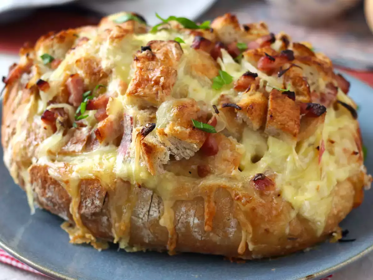 Хляб с пълнеж от таралеж в стил тартифлет - снимка 5