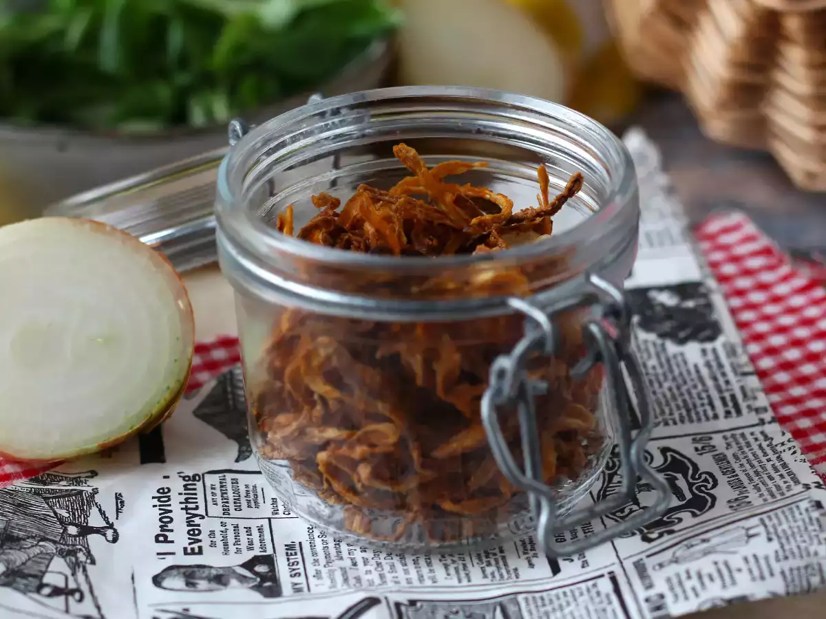 Хрупкав лук във фритюрника, супер хрупкав и вкусен - снимка 3