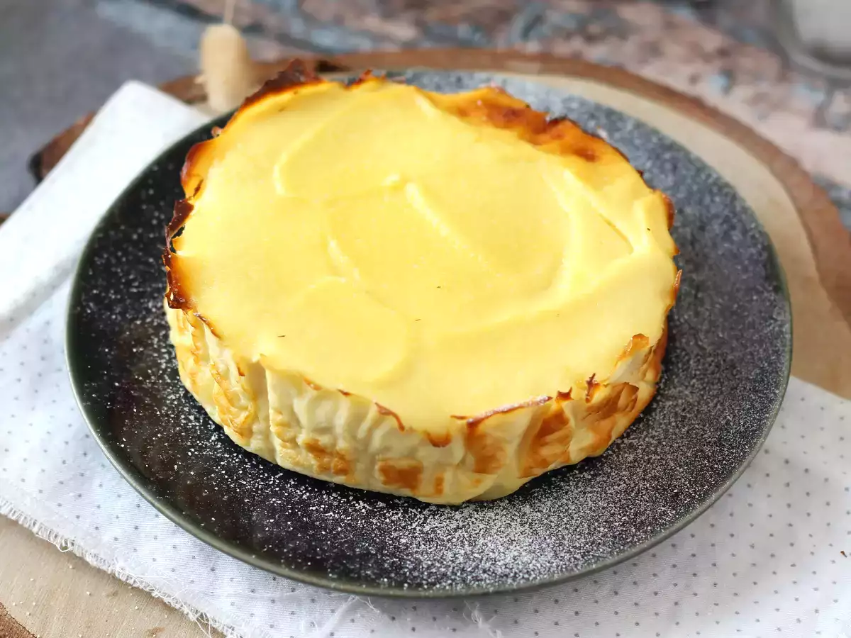 Икономична торта с фондан от рикота само с 4 съставки - снимка 3