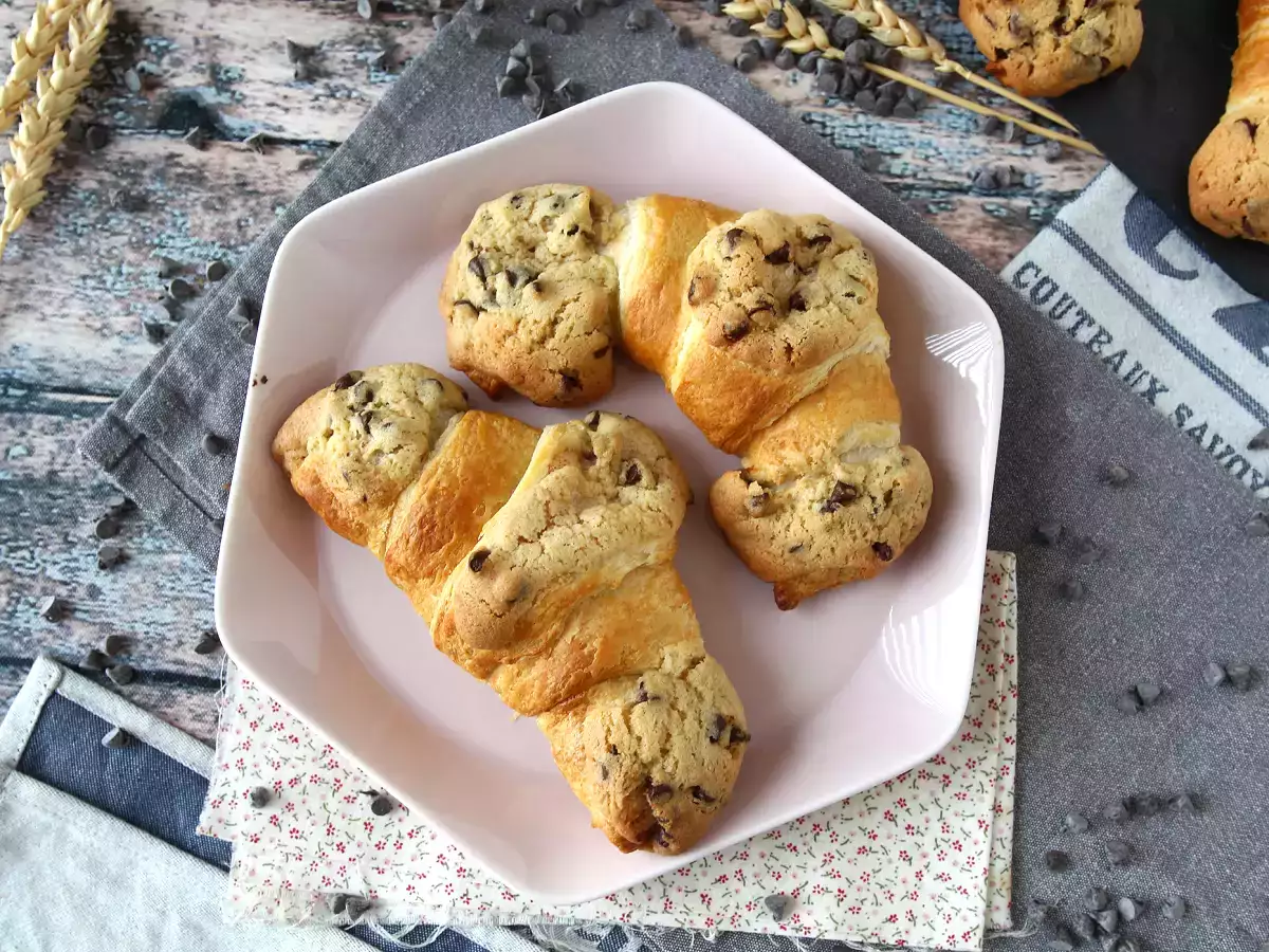 Изключително гурме, супер лесни крокита. Перфектната комбинация от кроасан и бисквитка! - снимка 5