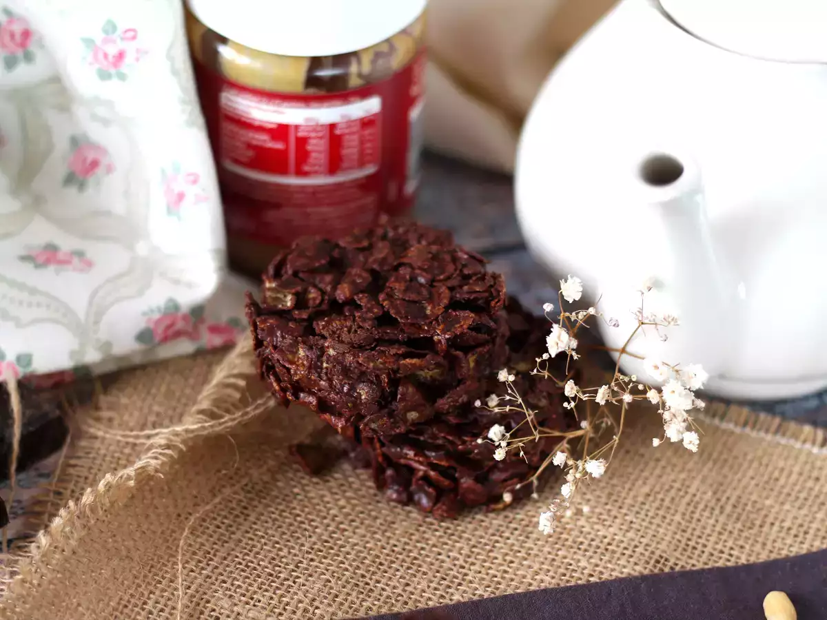 Изключително хрупкави фъстъчени рози с шоколадов пясък - снимка 3