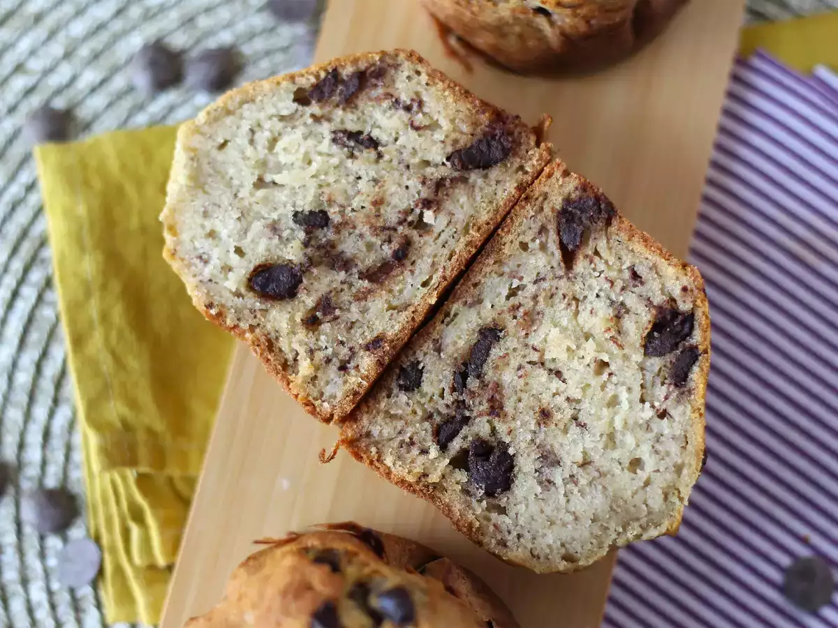 Изключително вкусни бананови мъфини с шоколадови капки - снимка 8