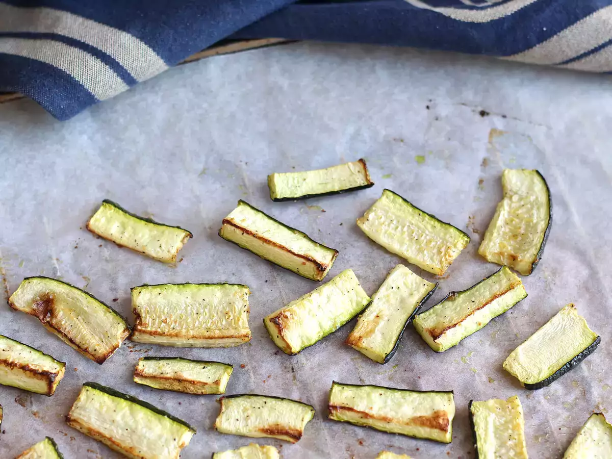 Как да готвя тиквичките във фурната? - снимка 4