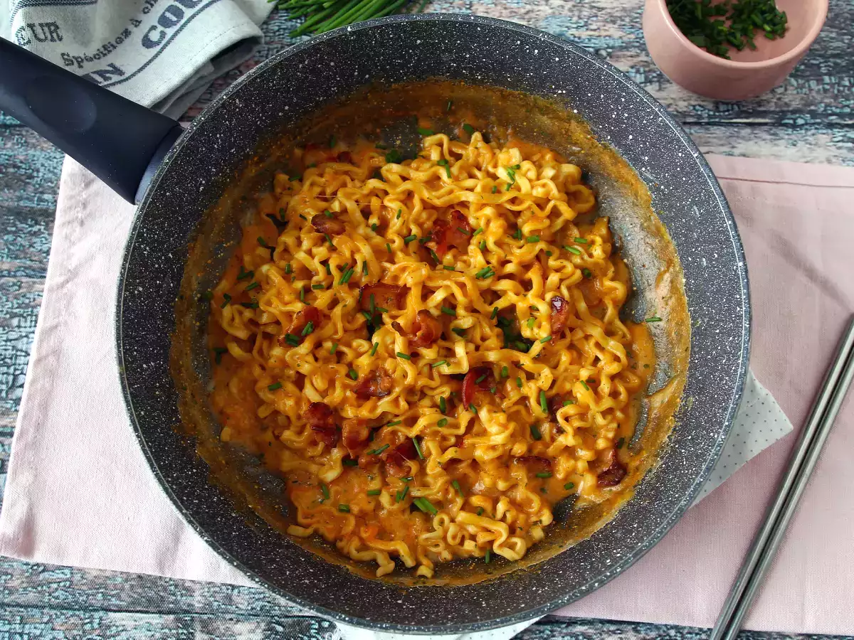 Как да приготвяме Buldak noodles carbonara flavour? Най-добрата рецепта! - снимка 6