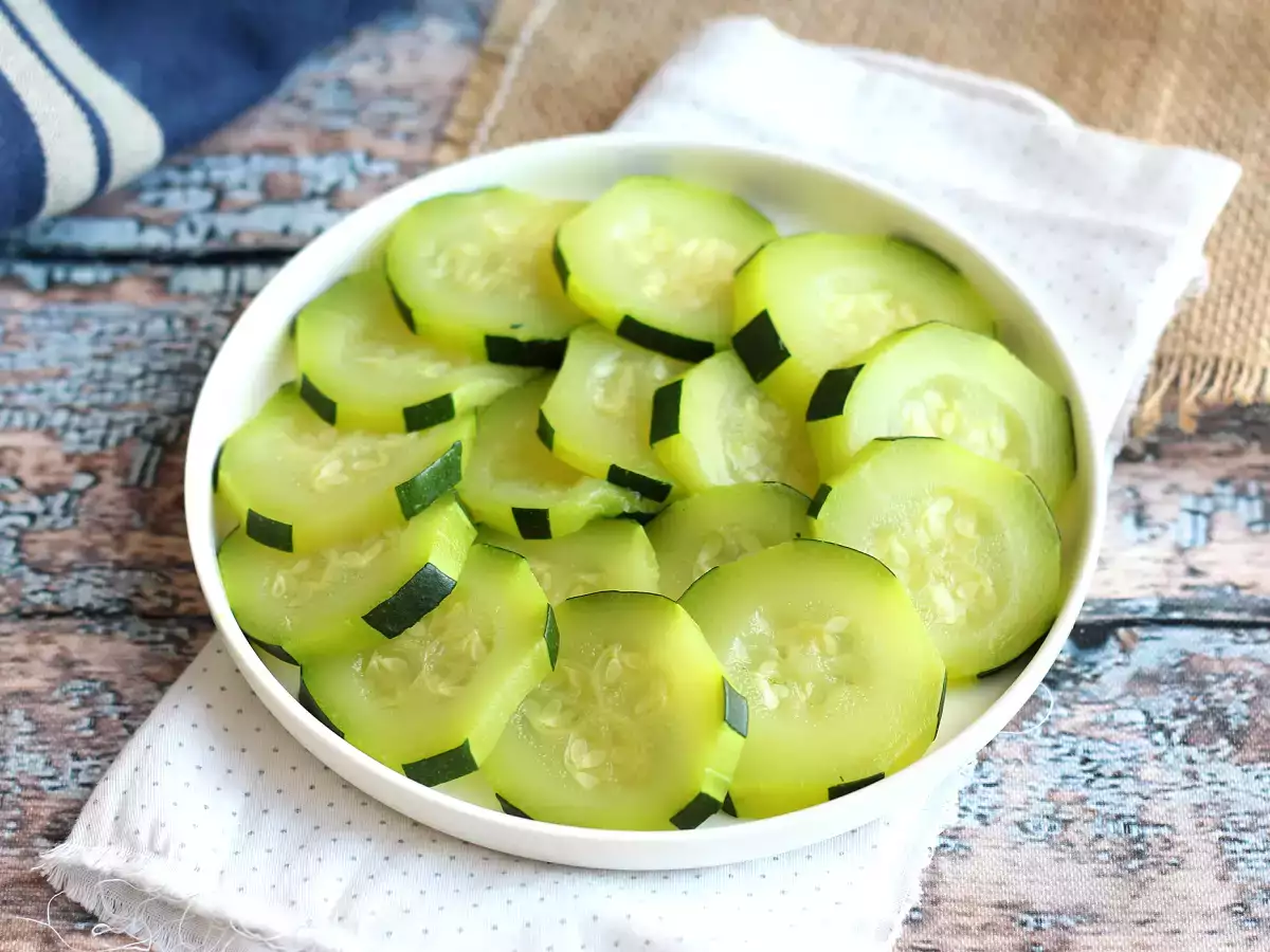 Как да сготвя тиквичките във вода? - снимка 2