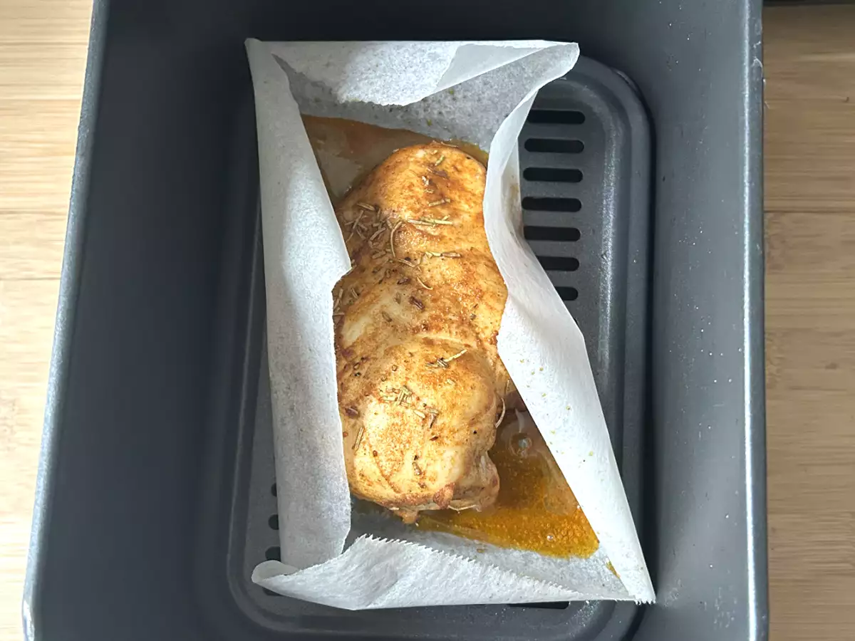 Как се приготвят пилешки гърди във фритюрника?