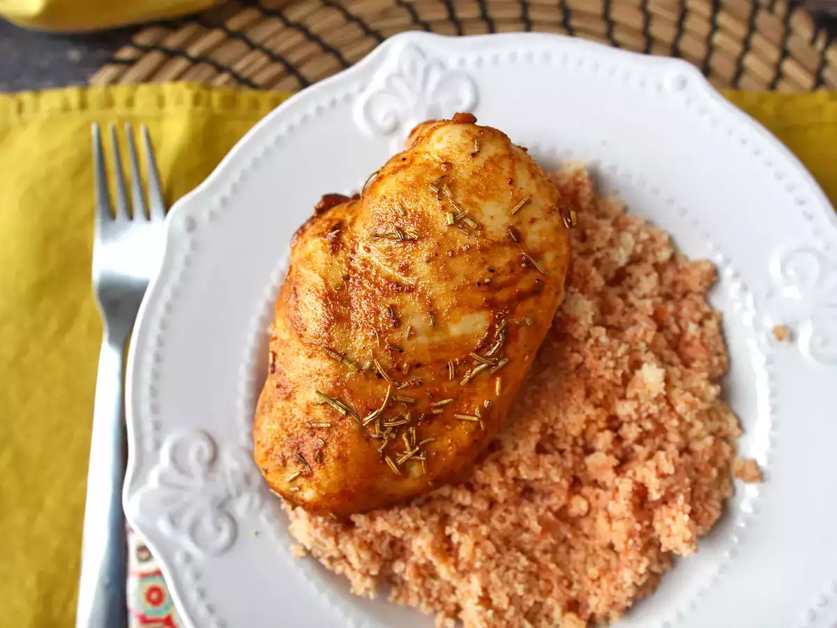 Как се приготвят пилешки гърди във фритюрника? - снимка 2