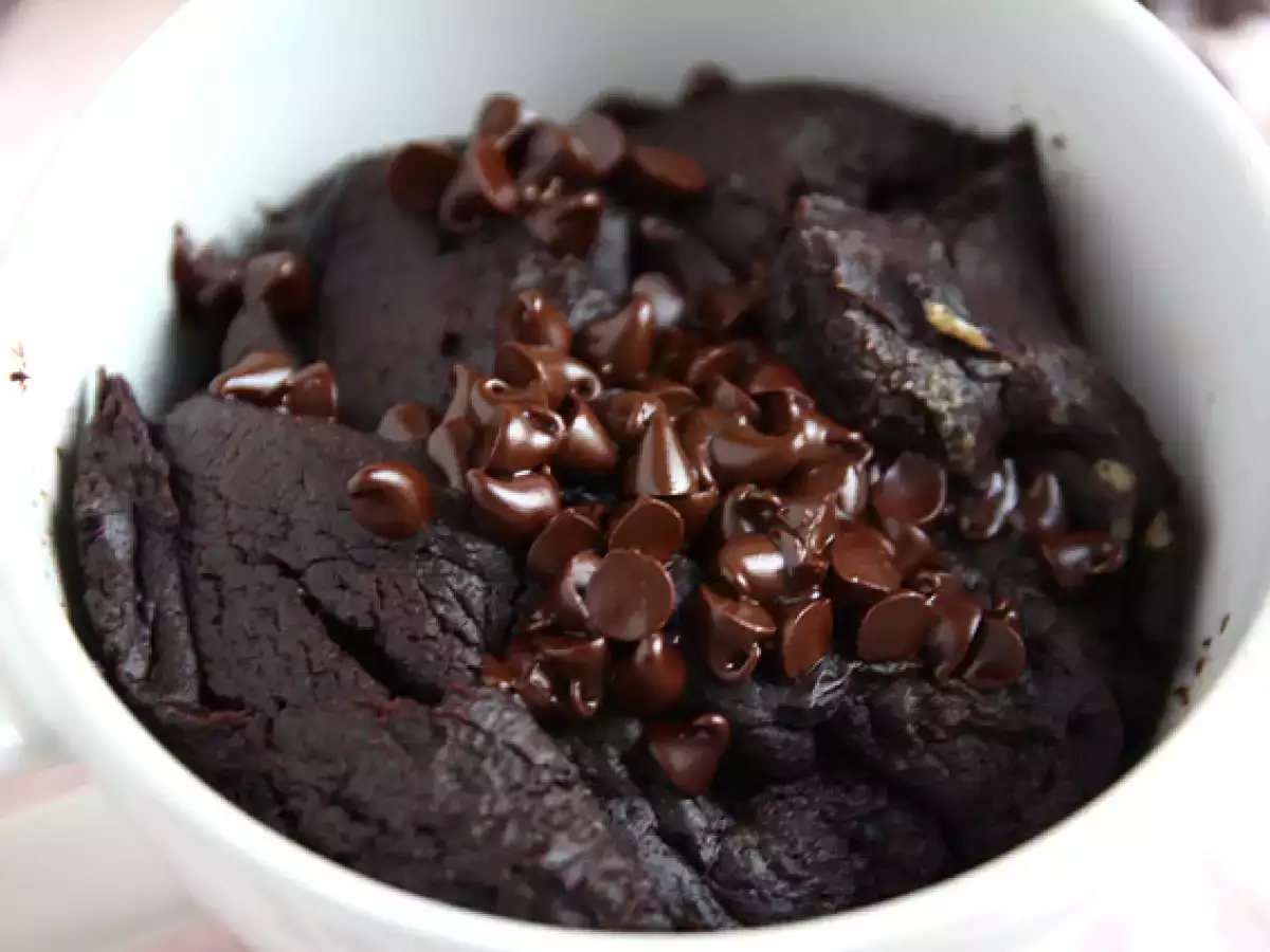 Кекс с шоколад и фъстъчено масло в микровълновата фурна за 1 мин. - снимка 7