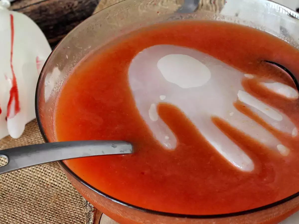 Коктейл за Хелоуин с ръчно оформено кубче лед - лесен урок! - снимка 5