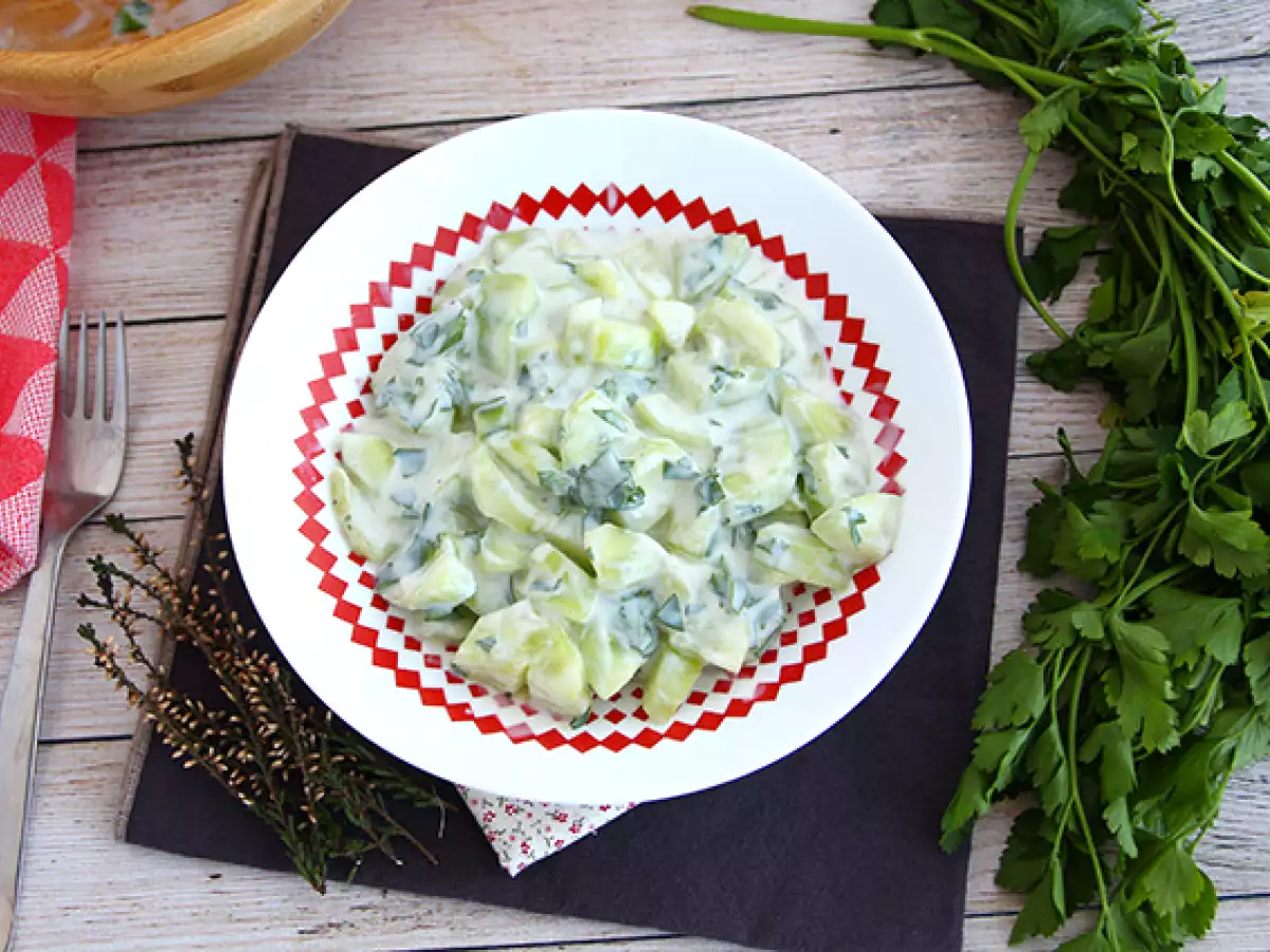 Краставица със сос от кисело мляко - снимка 3