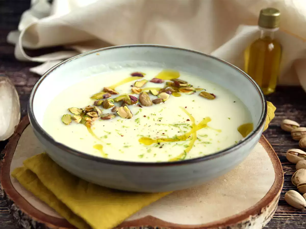 Крем от карфиол и шам фъстък - снимка 3