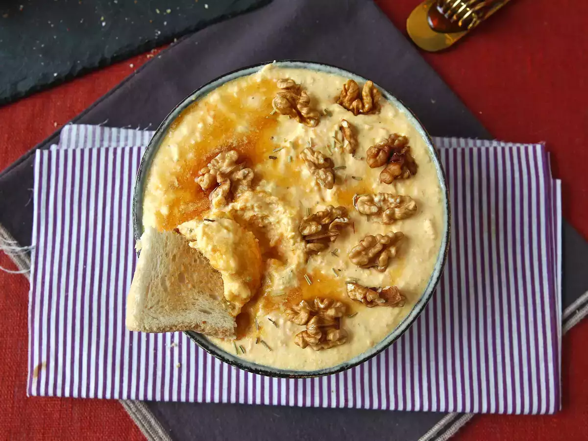 Кремообразен пастет от тиква и фета с малко мед - снимка 4