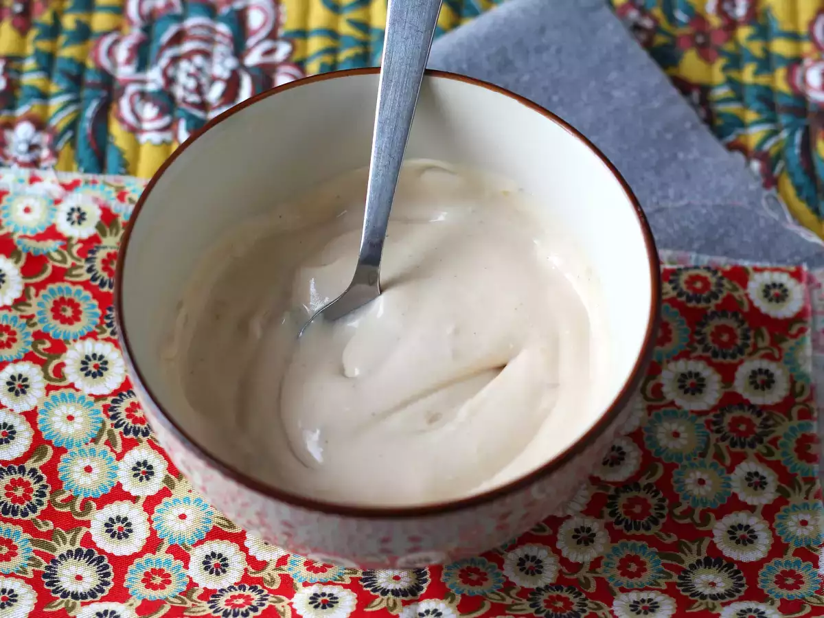 Кремообразен, вкусен сос за крехко пилешко - снимка 2