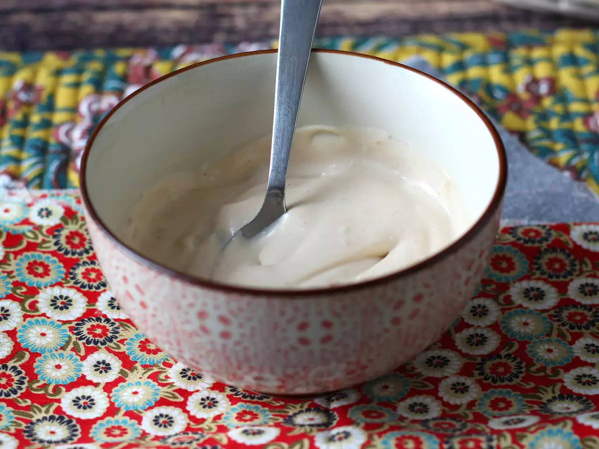 Кремообразен, вкусен сос за крехко пилешко - снимка 3