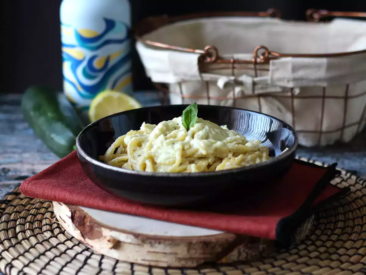 Кремообразна паста с тиквички и гръцко кисело мляко - снимка 2