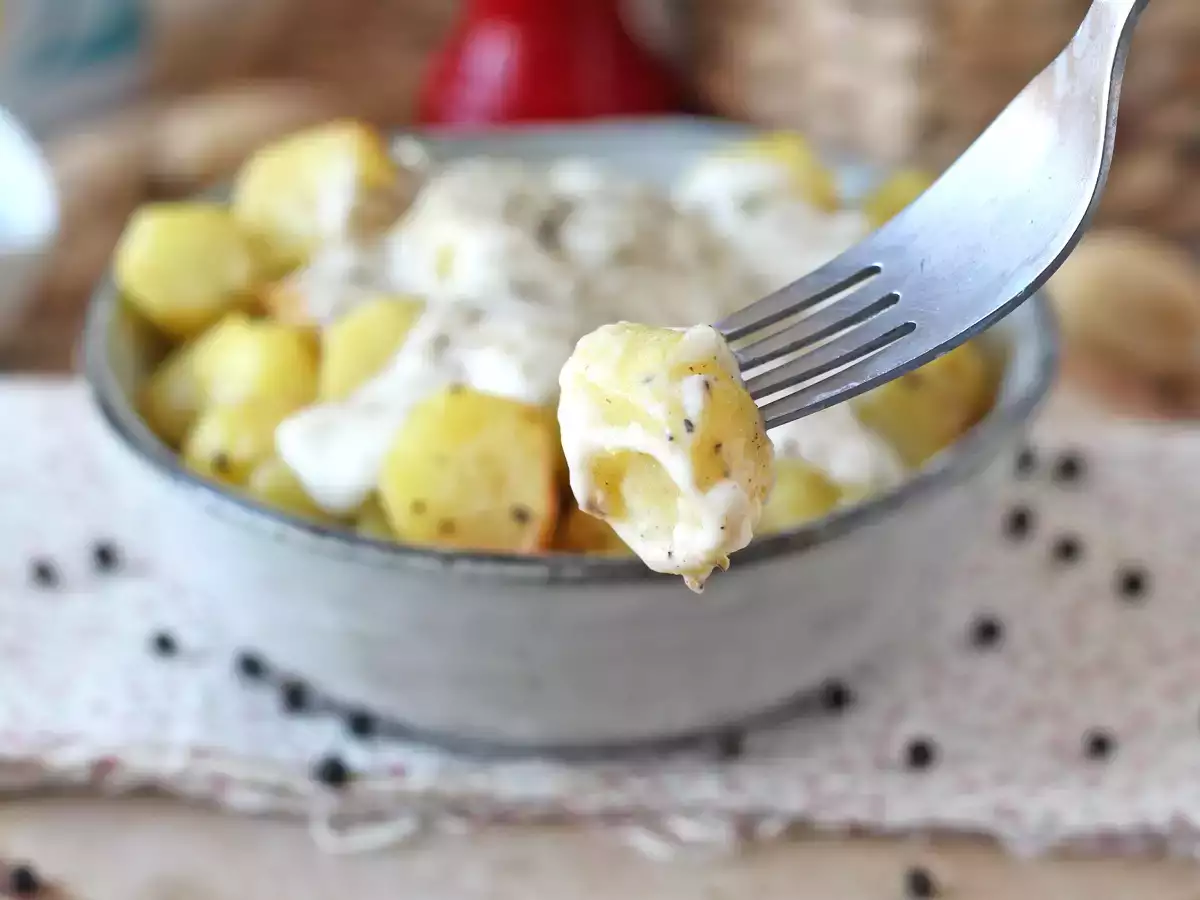 Кремообразни печени картофи cacio e pepe: лесната гарнитура, която побърква всички! - снимка 5