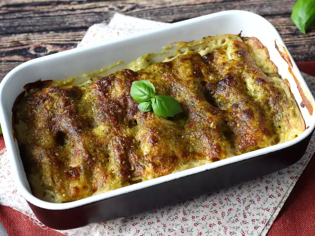 Кремообразно песто cannelloni au gratin: лесната и вкусна рецепта