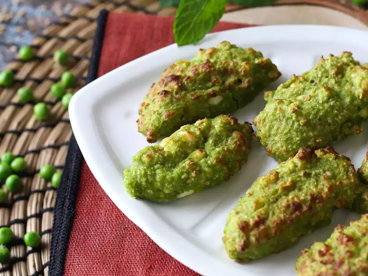Кюфтета от грах и фета във фритюрник с горещ въздух: вкусни и изключително бързи за приготвяне! - снимка 2