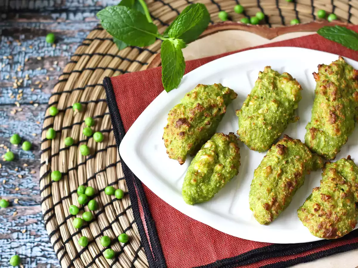 Кюфтета от грах и фета във фритюрник: вкусни и много бързи за приготвяне! - снимка 5