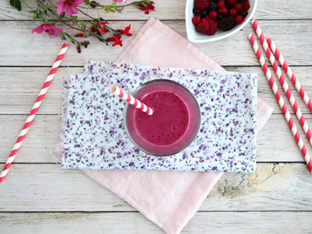 Ласи от червени плодове - снимка 2