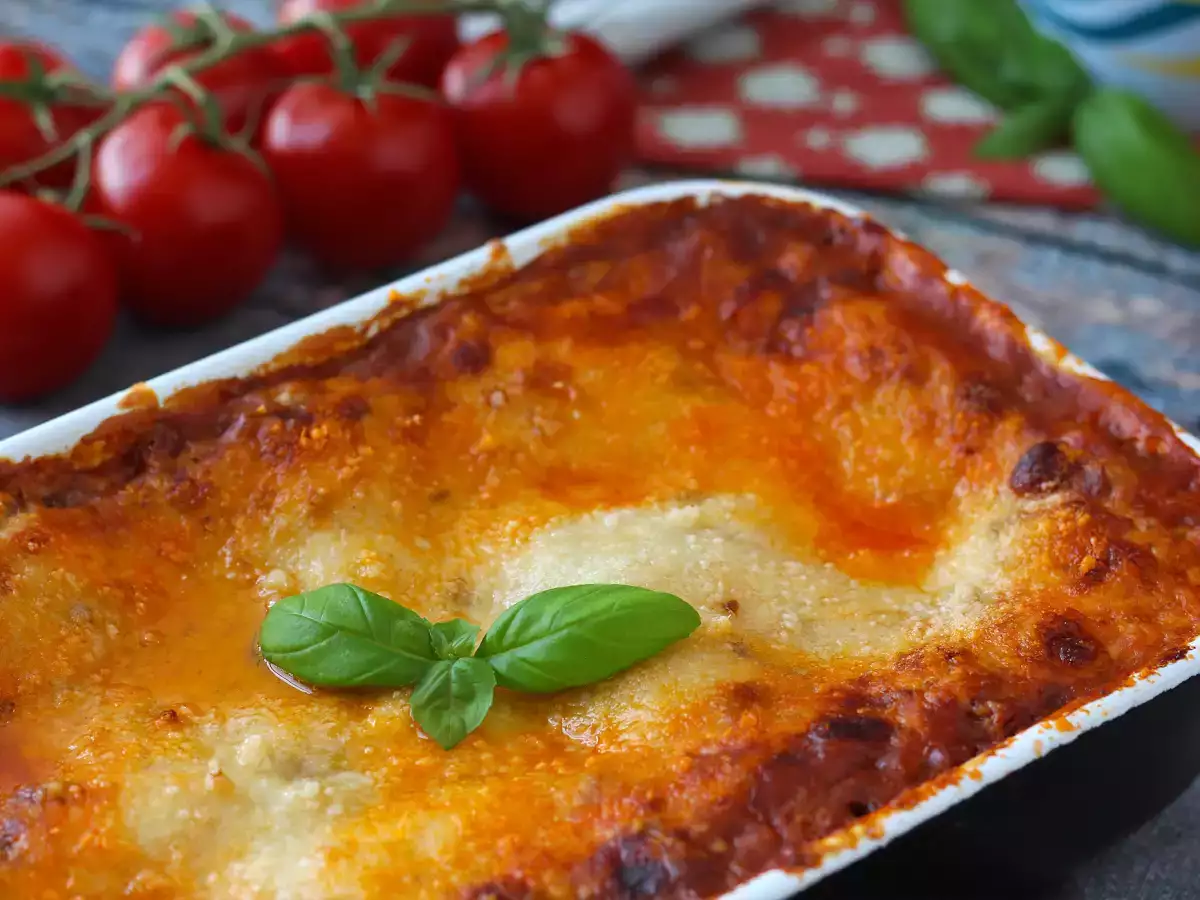 Лазаня болонезе: рецептата, която всички обичат! - снимка 2