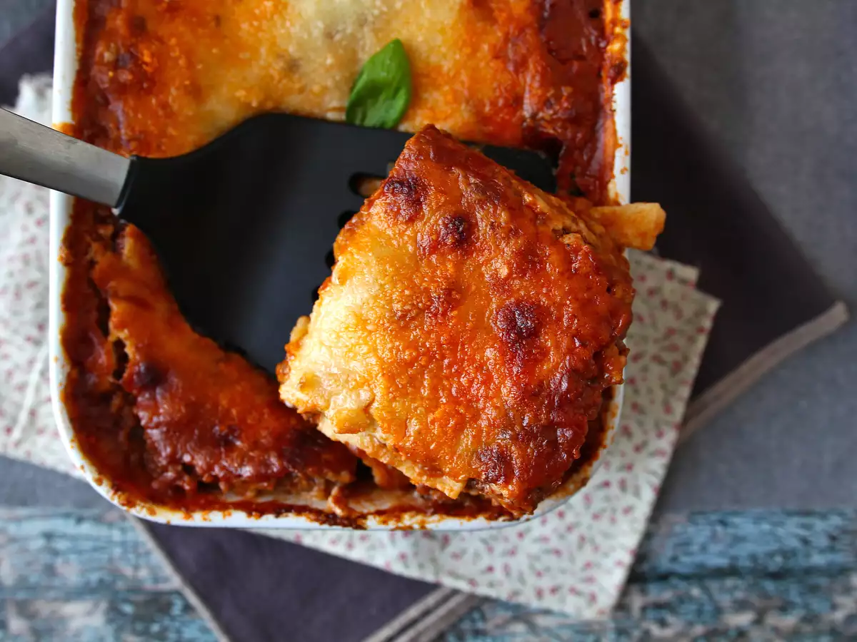 Лазаня болонезе: рецептата, която всички обичат! - снимка 5