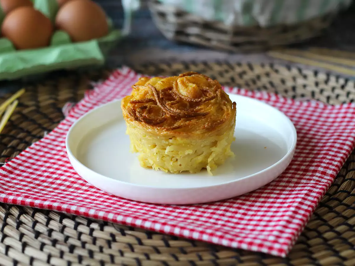 Макаронен омлет във фритюрник - снимка 2