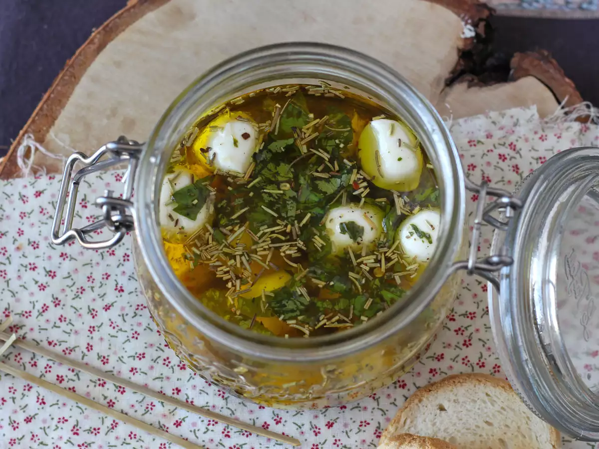 Мариновани топчета моцарела за аперитив или салата! - снимка 5