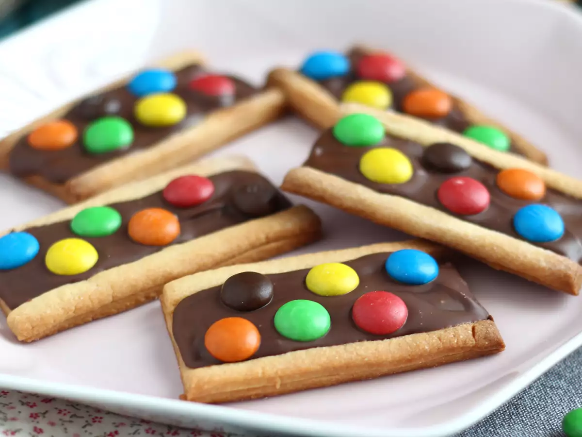 Маслени бисквити с M&M's - снимка 5