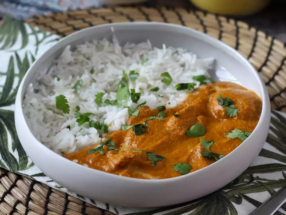 Маслено пиле (Butter Chicken) – емблематично индийско ястие с пилешко месо
