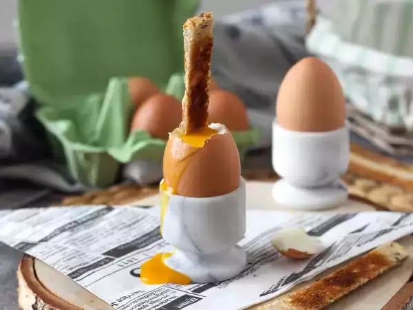 Рецепта Меко сварени яйца във фритюрника