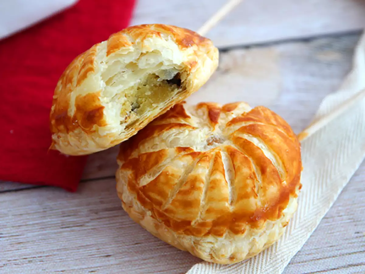 Мини кралски торти с шоколадови стърготини - снимка 3