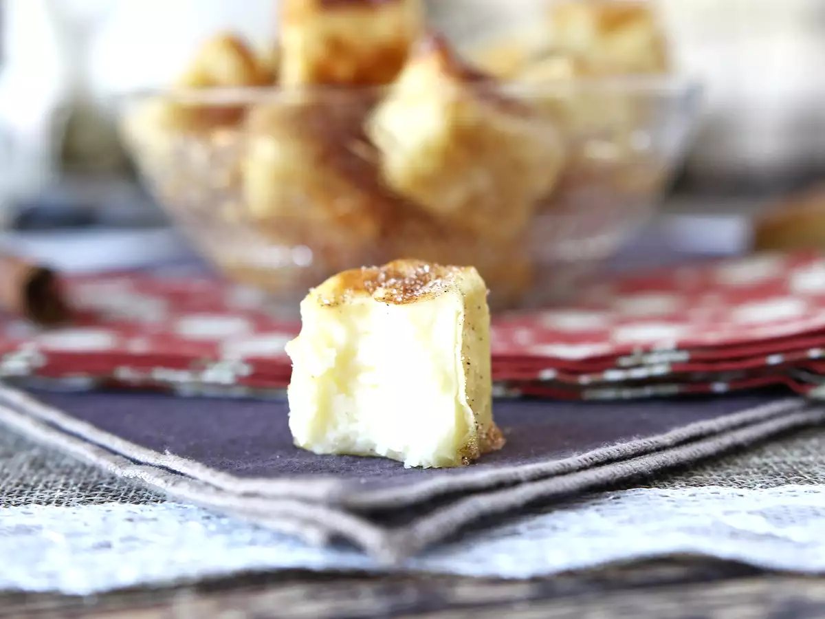 Мляко, изпържено на въздух във фритюрник. Традиционният десерт с по-малко масло и същия вкус, както винаги. - снимка 2