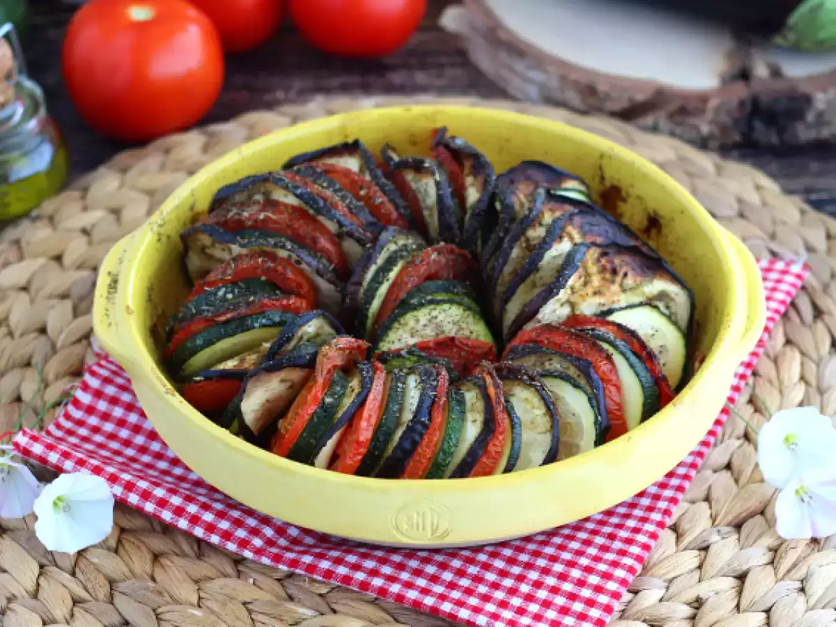 Много лесен провансалски зеленчуков тиан - снимка 3