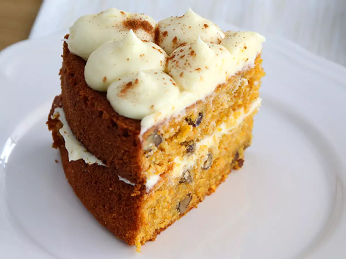 Морковена торта (Carrot Cake) с орехи - снимка 5