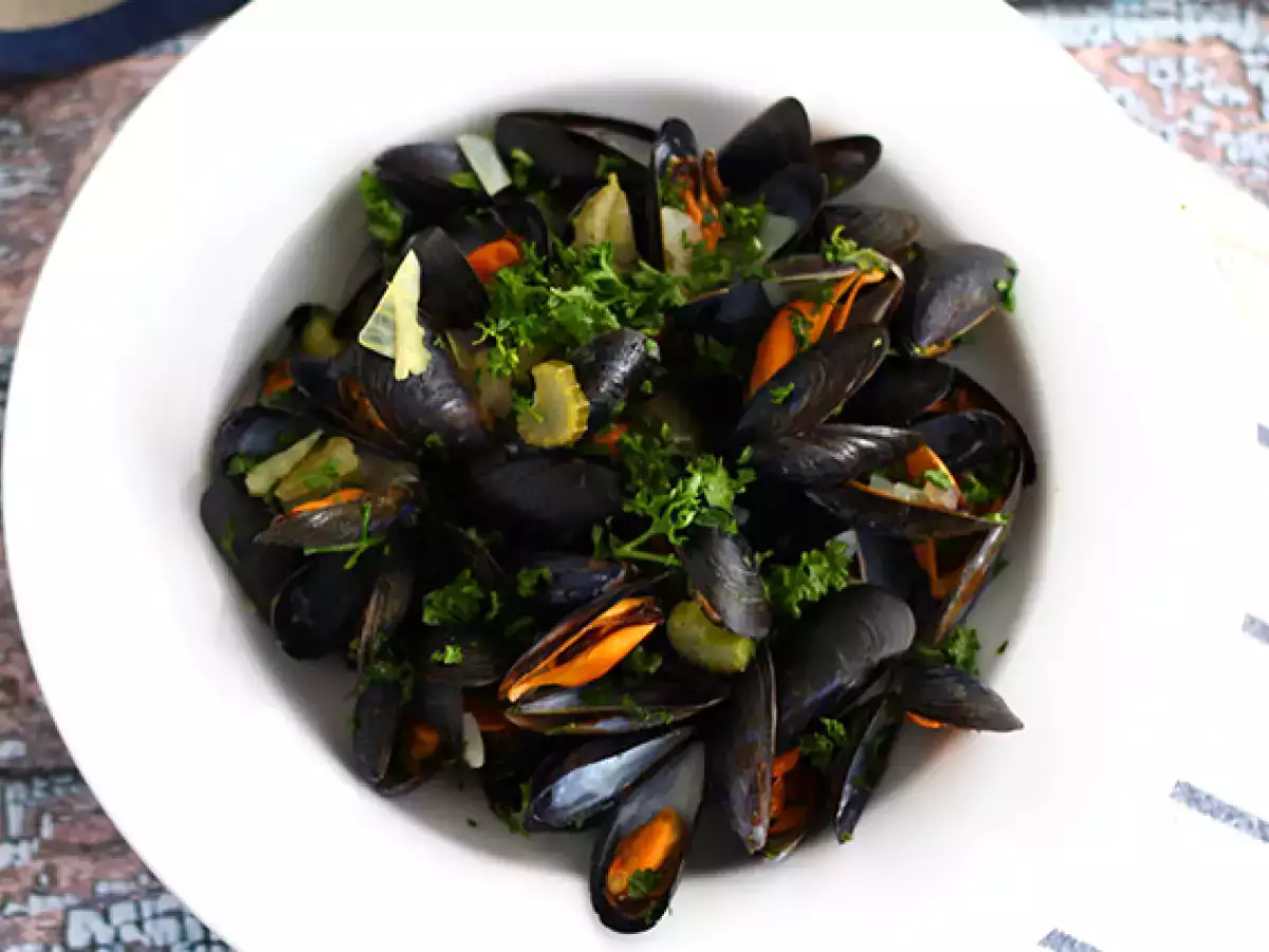 Moules marinières, проста и вкусна рецепта - снимка 3