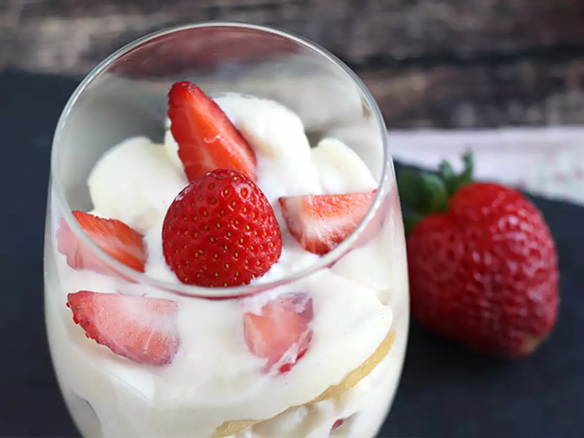 Охладени ягодови тирамису верини - снимка 3