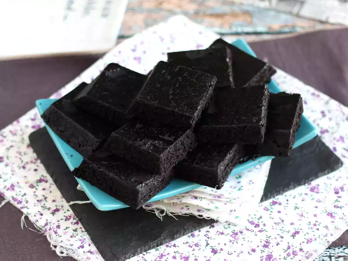 Орео торта само с 3 съставки, готова за 6 минути в микровълновата фурна! - снимка 2