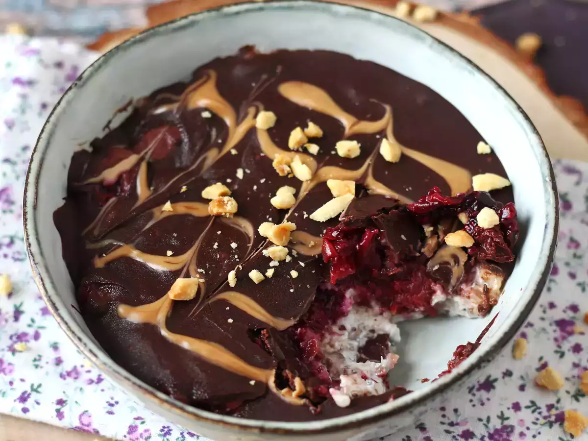 Овесени ядки за през нощта червени плодове и шоколад, здравословна и засищаща закуска! - снимка 5