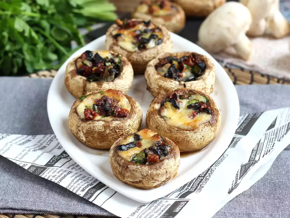 Пълнени и печени гъби (чудесна идея за аперитив) - снимка 2