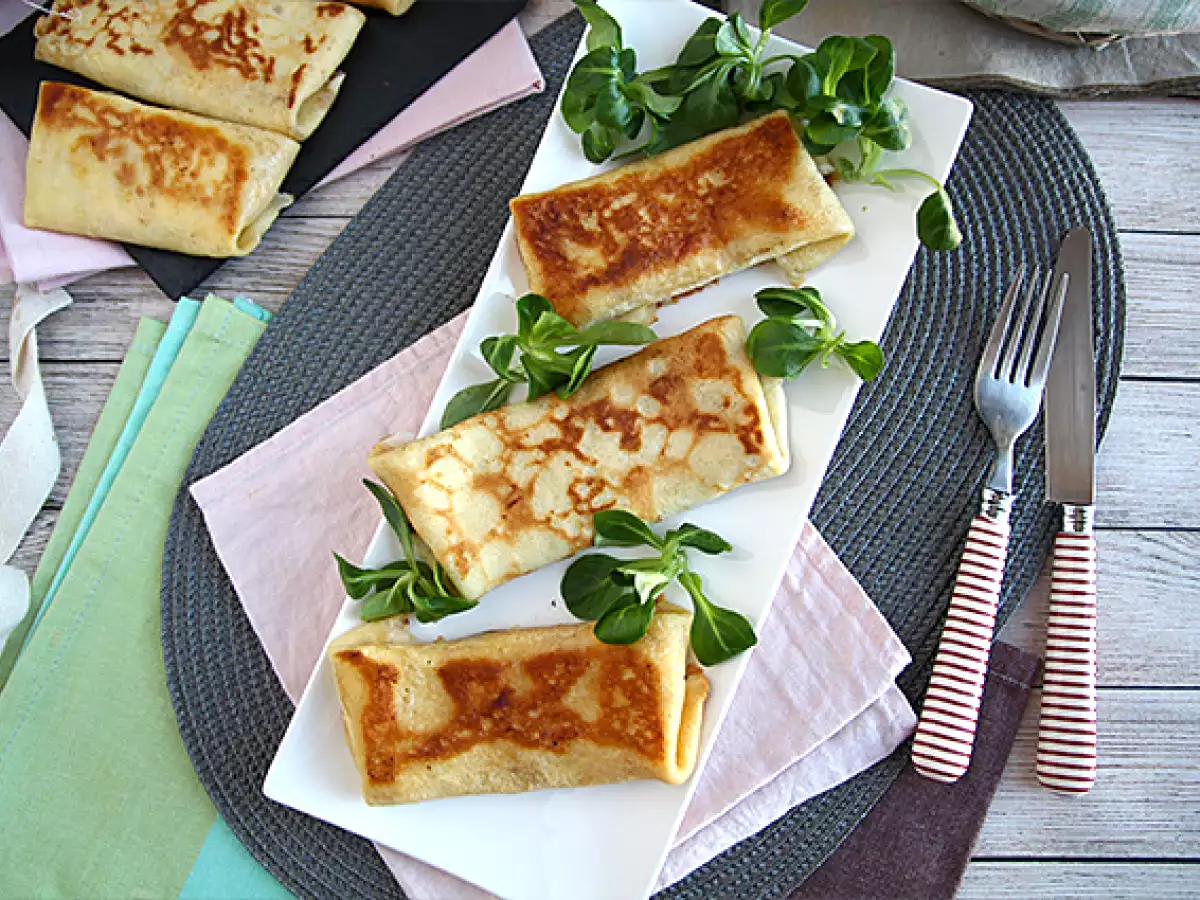 Пълнени палачинки с бешамел, сирене и шунка - снимка 6